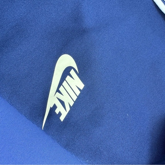 Nike size M, worn once sweatpants, no flaws in blue and white stripes - Picture 6 of 6